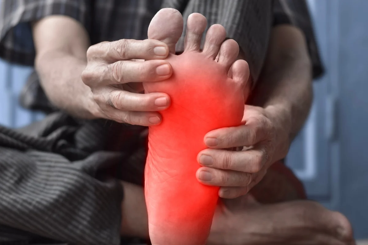 Plantar fasciitis assessment and shockwave treatment at DakshinRehab Moosapet
