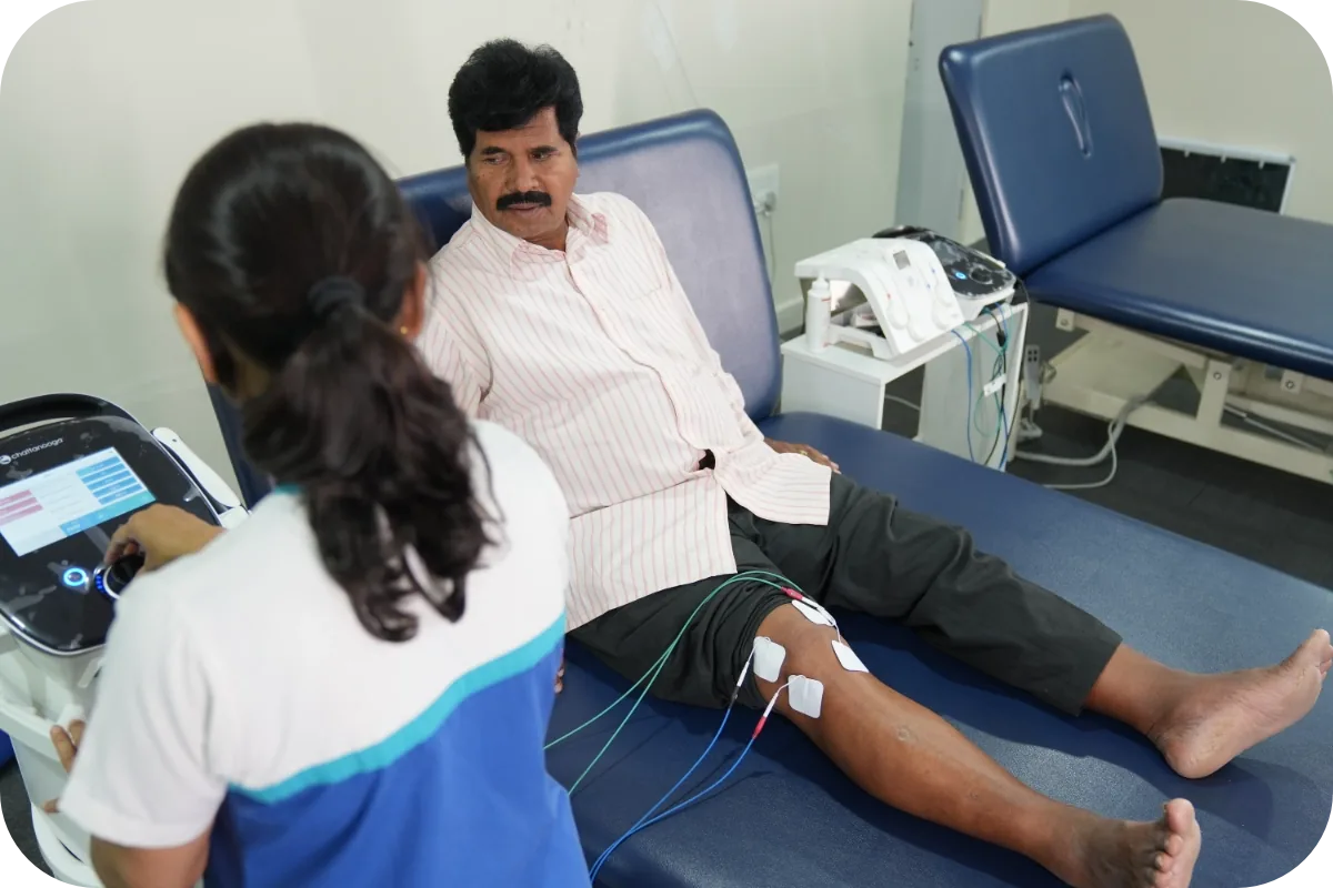 IFT TENS electrotherapy device