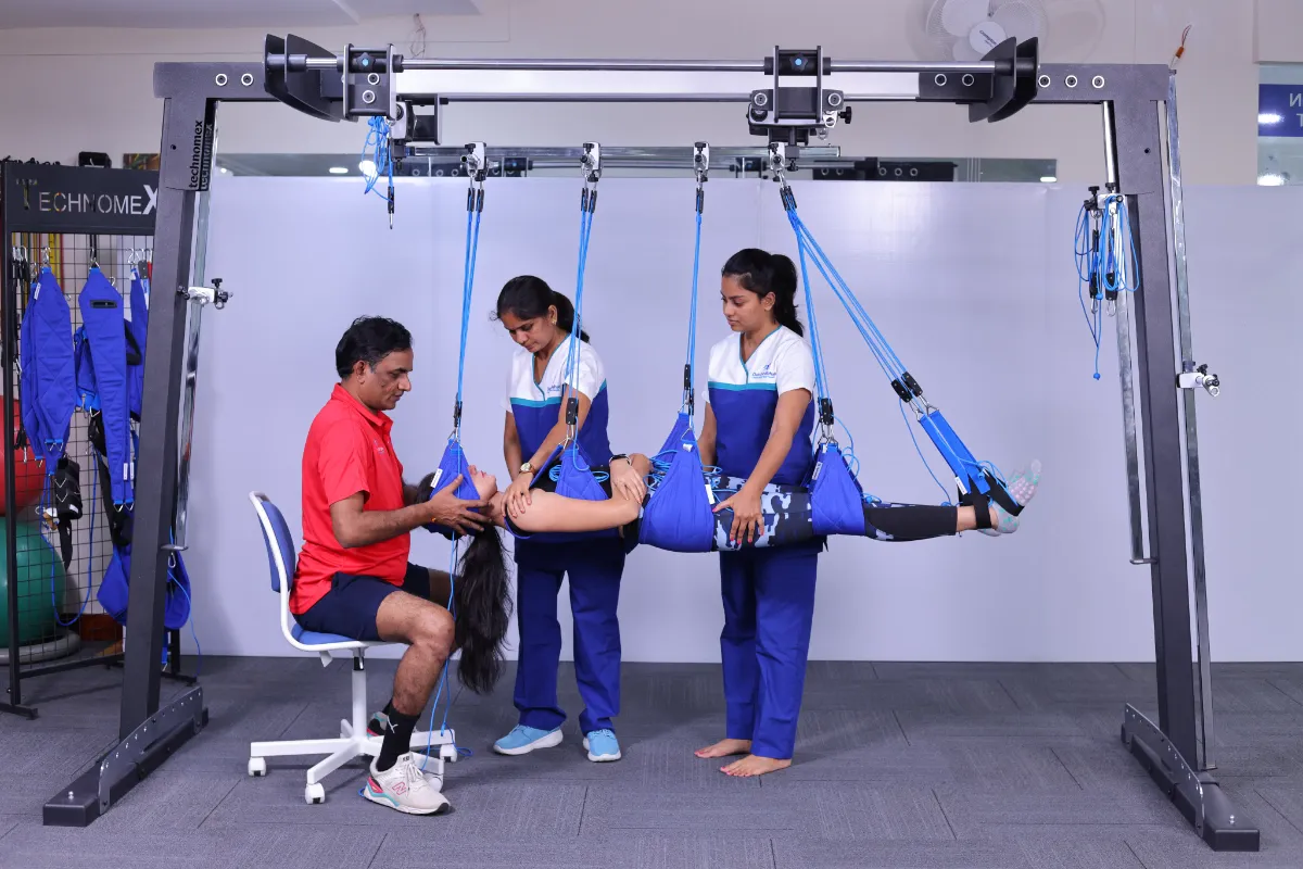 Shoulder Pain Treatment Without Surgery — physiotherapy article at DakshinRehab Moosapet, Hyderabad