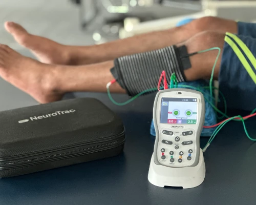 EMG biofeedback display showing real-time muscle activation
