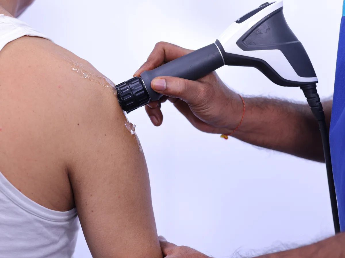 Shoulder Pain Treatment Without Surgery in Hyderabad: How to Reach Overhead Again With Shockwave, Neurac and Scapular Rehabilitation