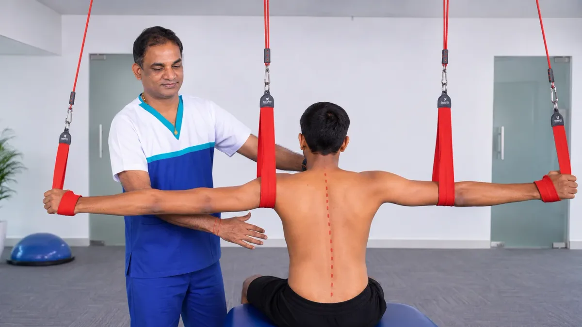 Redcord NEURAC: A Game-Changer for Scoliosis — How Suspension-Based Neuromuscular Activation Strengthens the Spine From Within
