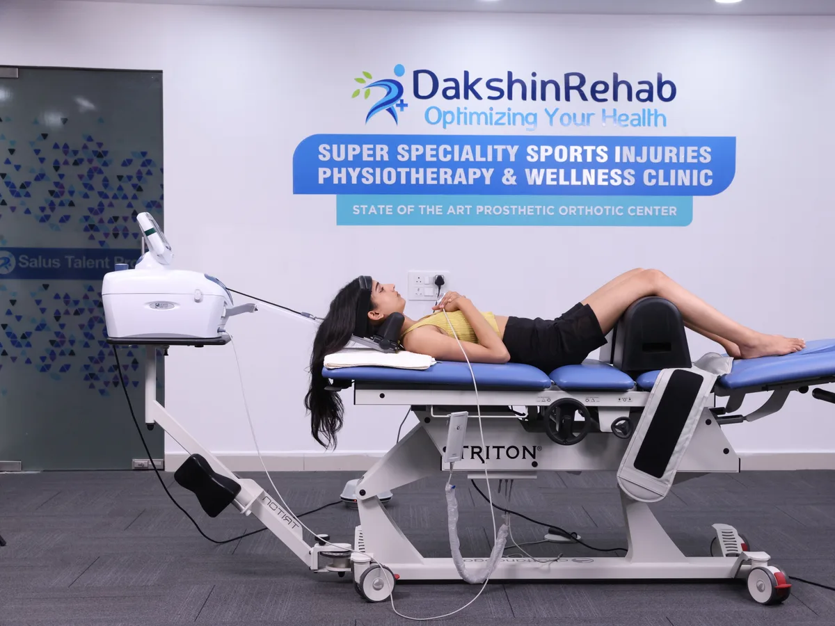 Treatment room at DakshinRehab Moosapet, serving Erragadda, Hyderabad