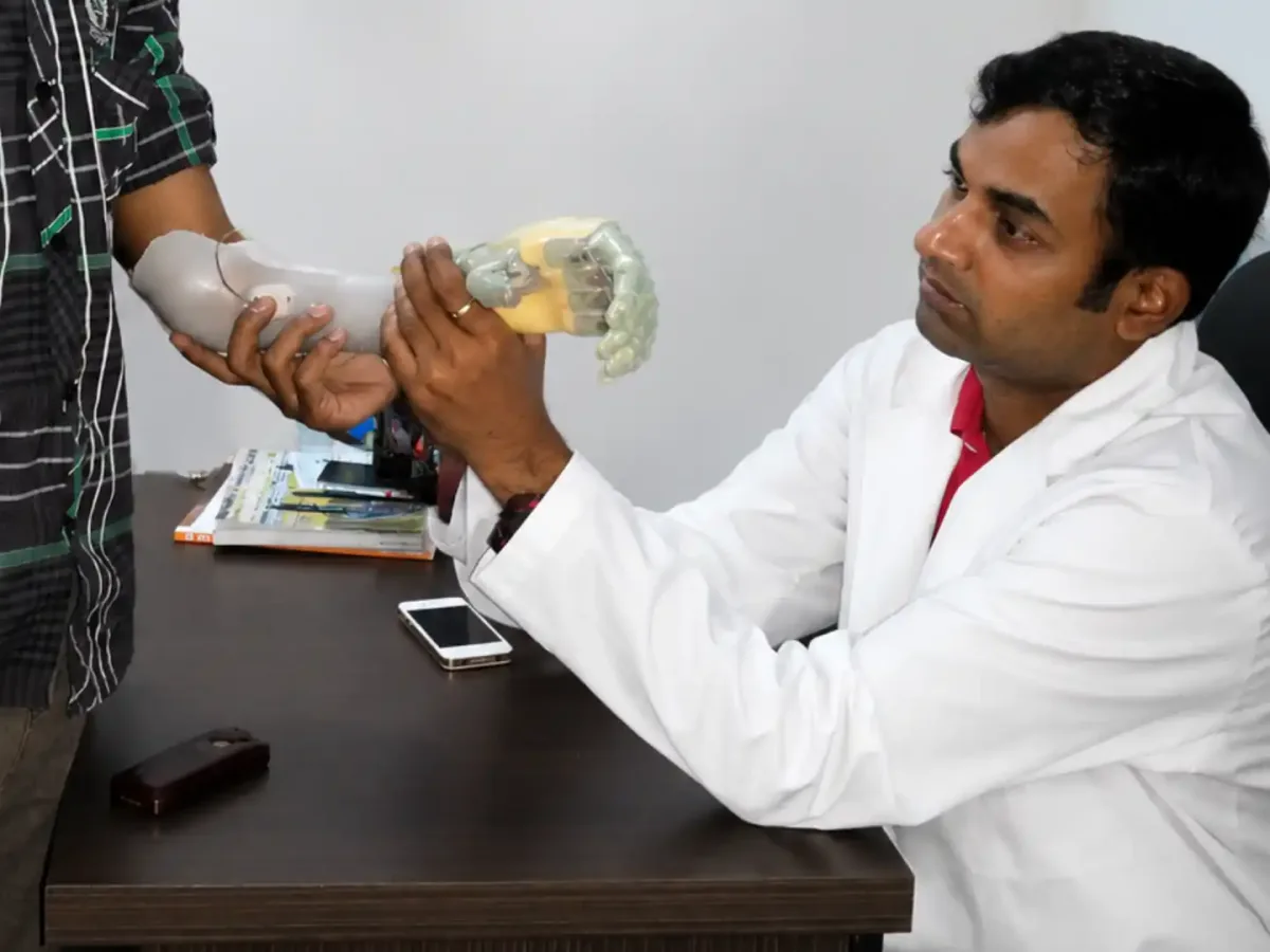 Gait Rehabilitation & Return to Life for Prosthetic Limb & Rehabilitation at DakshinRehab