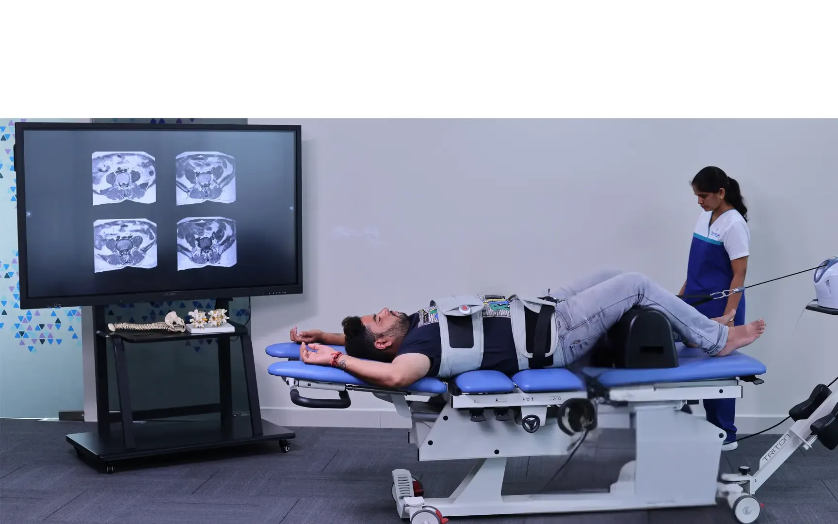 Herniated disc treatment with MRI-guided spinal decompression at DakshinRehab Moosapet, Hyderabad