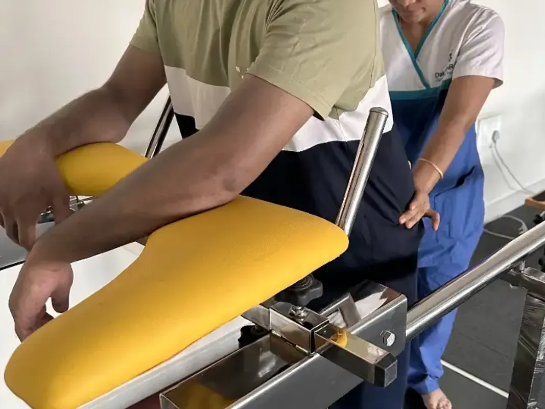 Spinal cord injury gait training
