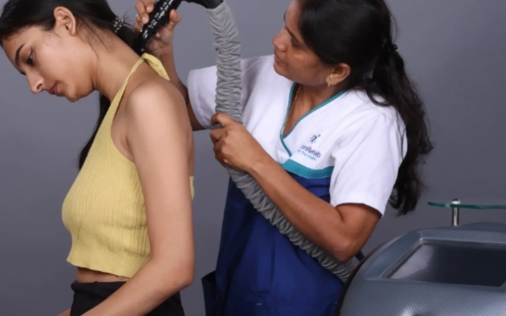 Localized cryotherapy treatment being applied to knee injury
